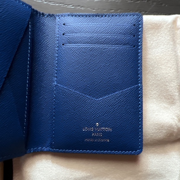 Louis Vuitton compact bi fold wallet - Picture 3 of 4